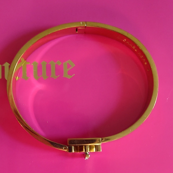 Michael Kors Turnlock Bracelet - Picture 4 of 5